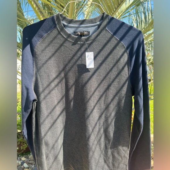 Banana Republic Other - Banana Republic Crew Tee | Medium
